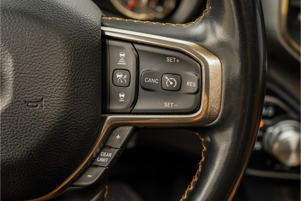 Dodge Ram 1500 5.7 V8 4x4 Crew Cab Longhorn Luchtv HUD 360° H&K Trekhaak