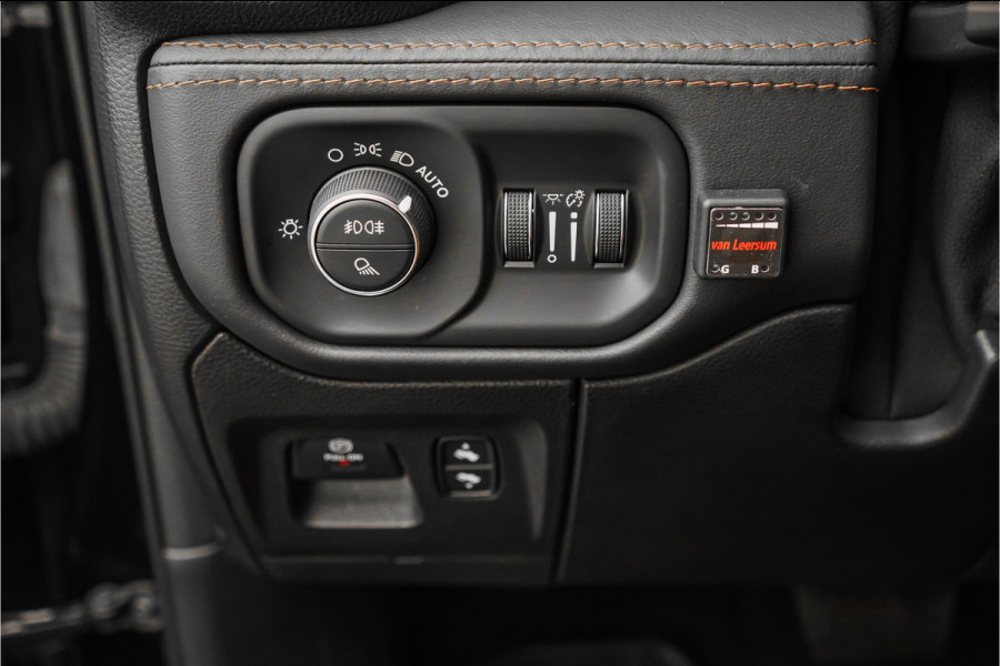 Dodge Ram 1500 5.7 V8 4x4 Crew Cab Longhorn Luchtv HUD 360° H&K Trekhaak