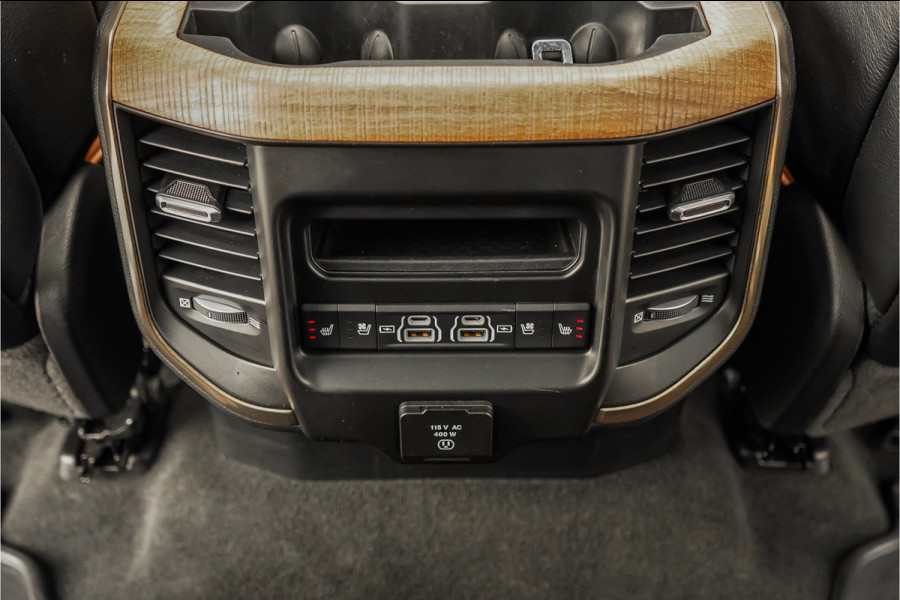 Dodge Ram 1500 5.7 V8 4x4 Crew Cab Longhorn Luchtv HUD 360° H&K Trekhaak