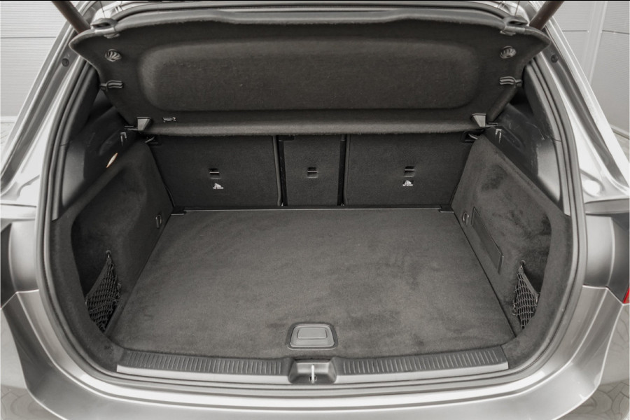 Mercedes-Benz B-Klasse 200 Business Solution AMG Pano Trekhaak