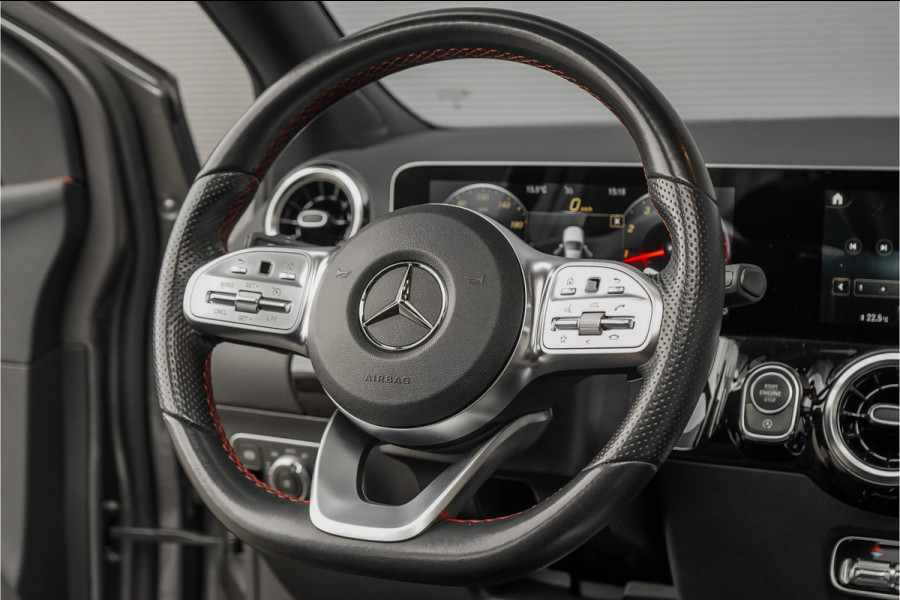 Mercedes-Benz B-Klasse 200 Business Solution AMG Pano Trekhaak
