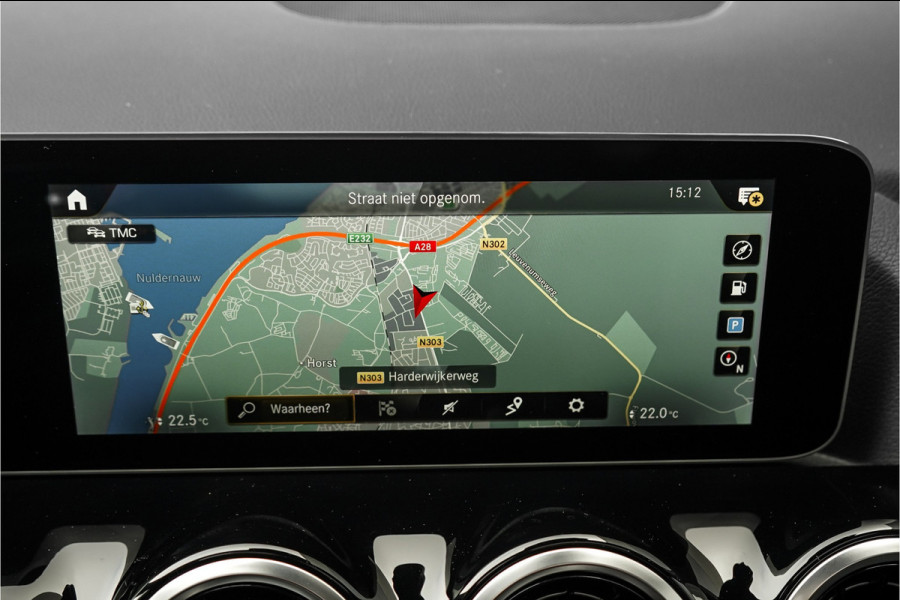 Mercedes-Benz B-Klasse 200 Business Solution AMG Pano Trekhaak