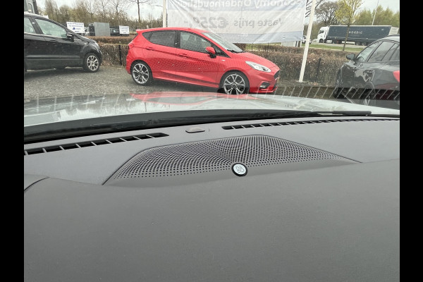 Ford Kuga 1.5 EcoBoost ST-Line X 150pk/110kW 6-bak | Full Options | E-Trekhaak | Pano | Driver Assistance Pack | Technology Pack | Winter Pack | etc. etc.