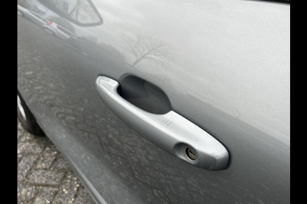 Ford Kuga 1.5 EcoBoost ST-Line X 150pk/110kW 6-bak | Full Options | E-Trekhaak | Pano | Driver Assistance Pack | Technology Pack | Winter Pack | etc. etc.