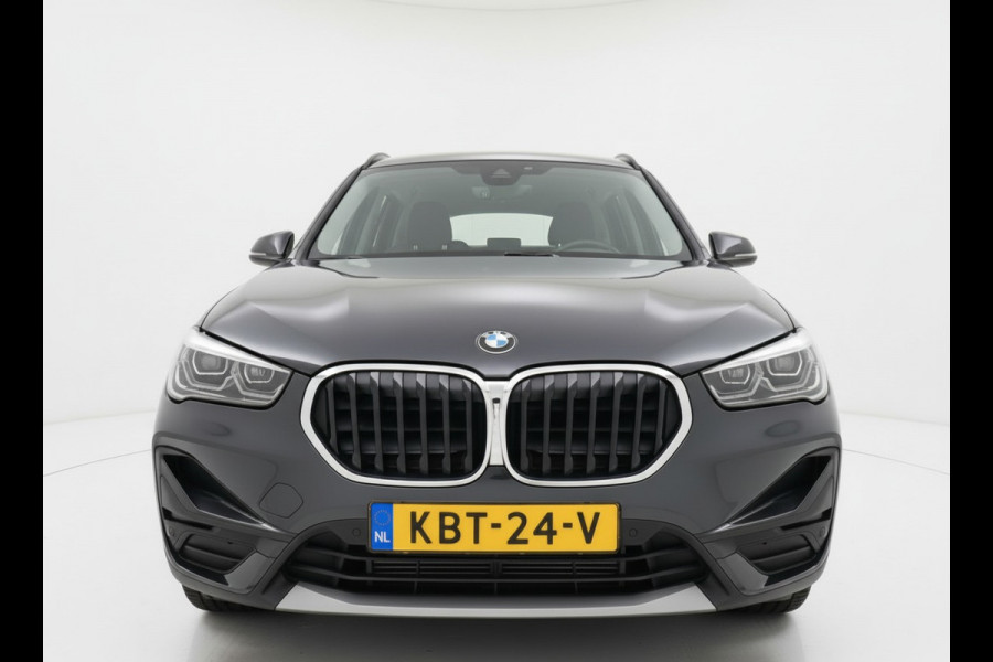 BMW X1 xDrive25e HYBRIDE AUT. HIGH EXECUTIVE TREKHAAK/PDC/NAVIGATIE