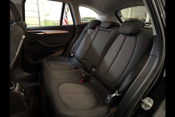 BMW X1 xDrive25e HYBRIDE AUT. HIGH EXECUTIVE TREKHAAK/PDC/NAVIGATIE