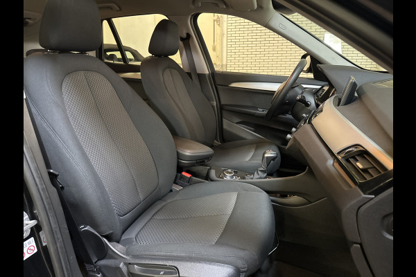 BMW X1 xDrive25e HYBRIDE AUT. HIGH EXECUTIVE TREKHAAK/PDC/NAVIGATIE