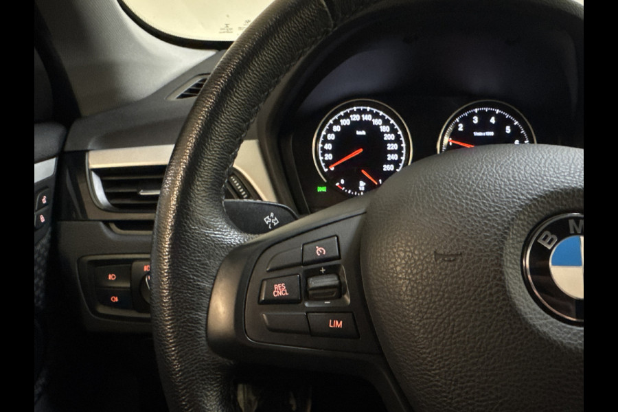 BMW X1 xDrive25e HYBRIDE AUT. HIGH EXECUTIVE TREKHAAK/PDC/NAVIGATIE