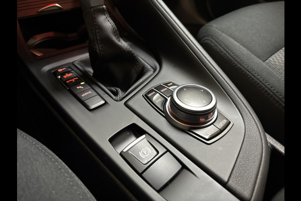 BMW X1 xDrive25e HYBRIDE AUT. HIGH EXECUTIVE TREKHAAK/PDC/NAVIGATIE