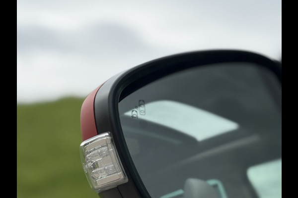 Citroën C3 Aircross 1.2 PureTech Shine Schuif-/kanteldak | PDC V&A met Camera | Blind Spot | Keyless | HIFI systeem | Apple Carplay