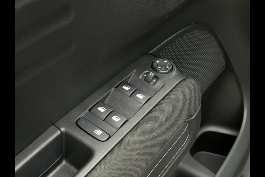 Citroën C3 Aircross 1.2 PureTech Shine Schuif-/kanteldak | PDC V&A met Camera | Blind Spot | Keyless | HIFI systeem | Apple Carplay