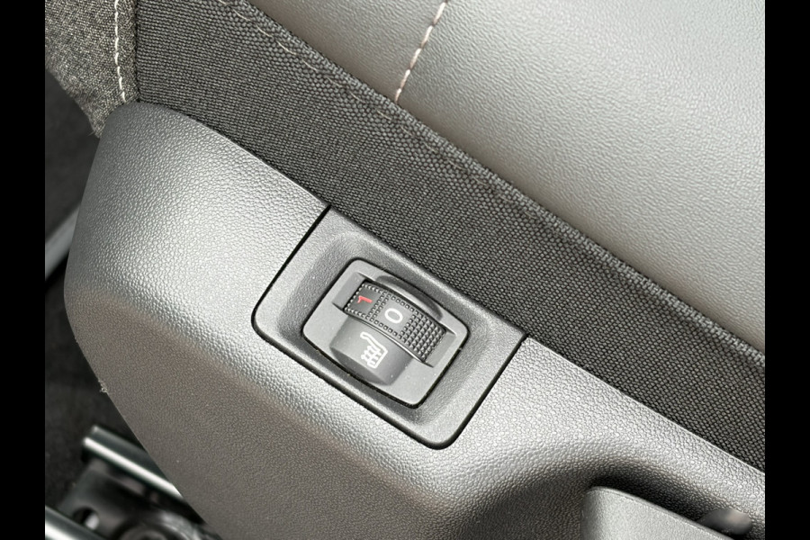 Citroën C3 Aircross 1.2 PureTech Shine Schuif-/kanteldak | PDC V&A met Camera | Blind Spot | Keyless | HIFI systeem | Apple Carplay