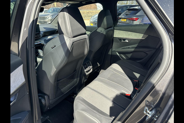 Peugeot 3008 1.6 HYbrid4 300 GT VAN €26.900,- NU VOOR SLECHTS €24.877,- Uw LENTEVOORDEEL €2.023,-PANORAMADAK| ADAPTIVE CRUISE CONTROL| STANDKACHEL| CAMERA VOOR + ACHTER|
