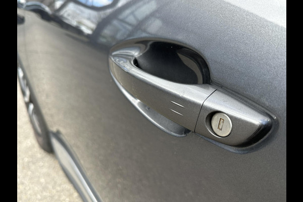 Peugeot 3008 1.6 HYbrid4 300 GT VAN €26.900,- NU VOOR SLECHTS €24.877,- Uw LENTEVOORDEEL €2.023,-PANORAMADAK| ADAPTIVE CRUISE CONTROL| STANDKACHEL| CAMERA VOOR + ACHTER|