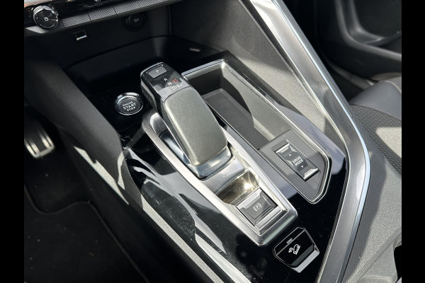 Peugeot 3008 1.6 HYbrid4 300 GT VAN €26.900,- NU VOOR SLECHTS €24.877,- Uw LENTEVOORDEEL €2.023,-PANORAMADAK| ADAPTIVE CRUISE CONTROL| STANDKACHEL| CAMERA VOOR + ACHTER|