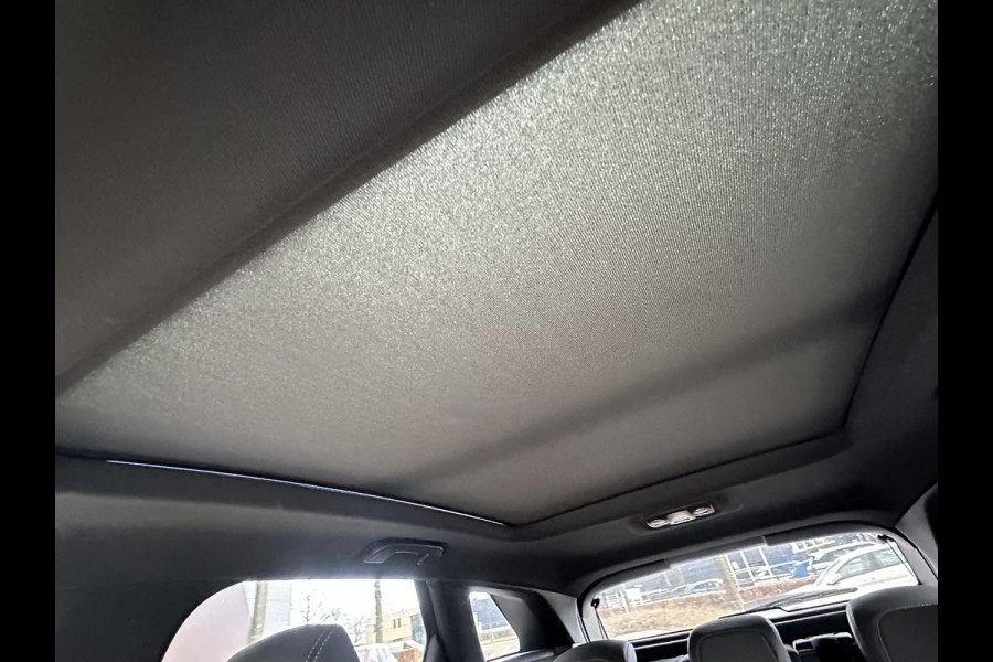 Peugeot 3008 1.6 HYbrid4 300 GT VAN €26.900,- NU VOOR SLECHTS €24.877,- Uw LENTEVOORDEEL €2.023,-PANORAMADAK| ADAPTIVE CRUISE CONTROL| STANDKACHEL| CAMERA VOOR + ACHTER|