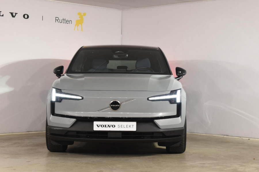 Volvo EX30 272PK Single Motor Extended Range Plus 69 kWh / Adaptive Cruise control / Extra getint glas / Stoelverwarming / Stuurwielverwarming / Achteruitrijcamera / Parkeersensoren V+A / Elektr. achterklep