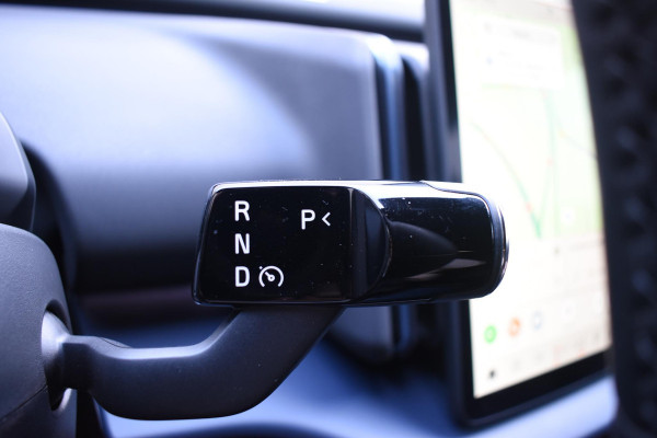 Volvo EX30 272PK Single Motor Extended Range Plus 69 kWh / Adaptive Cruise control / Extra getint glas / Stoelverwarming / Stuurwielverwarming / Achteruitrijcamera / Parkeersensoren V+A / Elektr. achterklep