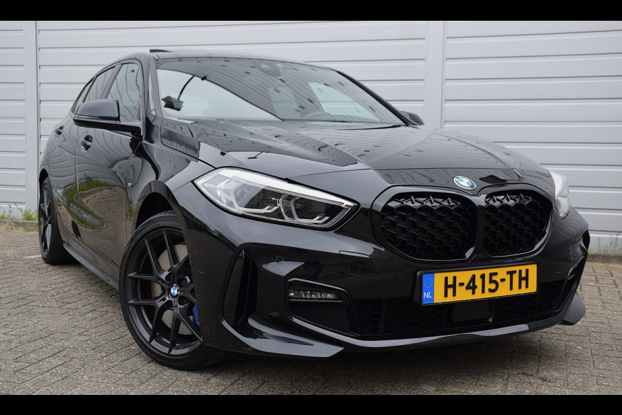 BMW 1-serie 118i High Executive Edition*1e eig*M-Pakket*Pano*Head-up*Keyless*H&K*Enz enz