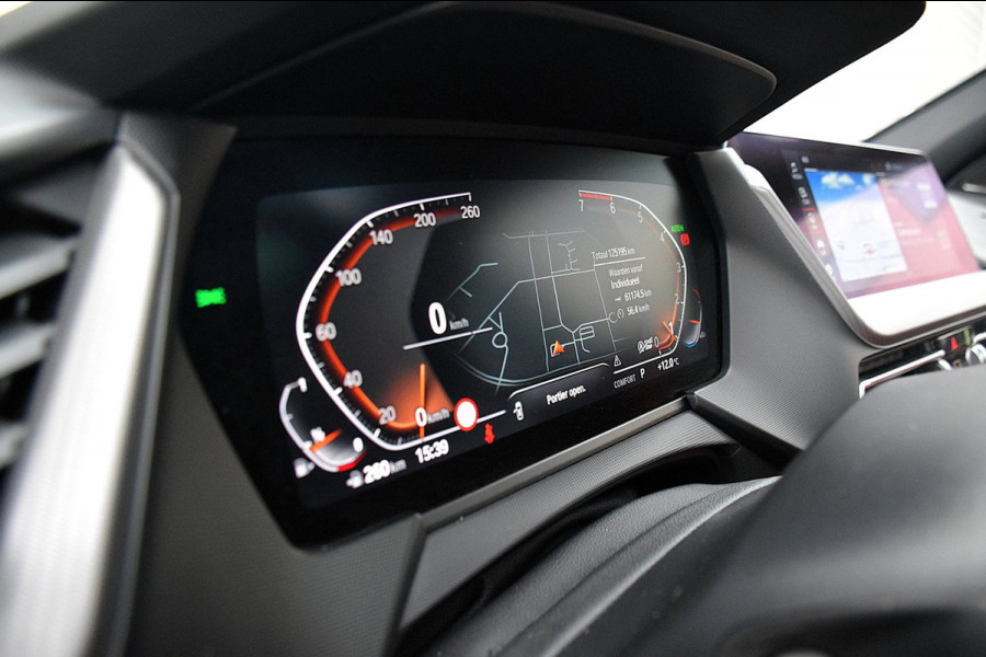 BMW 1-serie 118i High Executive Edition*1e eig*M-Pakket*Pano*Head-up*Keyless*H&K*Enz enz