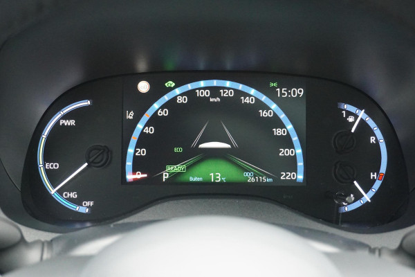 Toyota Yaris Cross 1.5 Hybrid First Edition + PANODAK / HEAD-UP / TREKHAAK