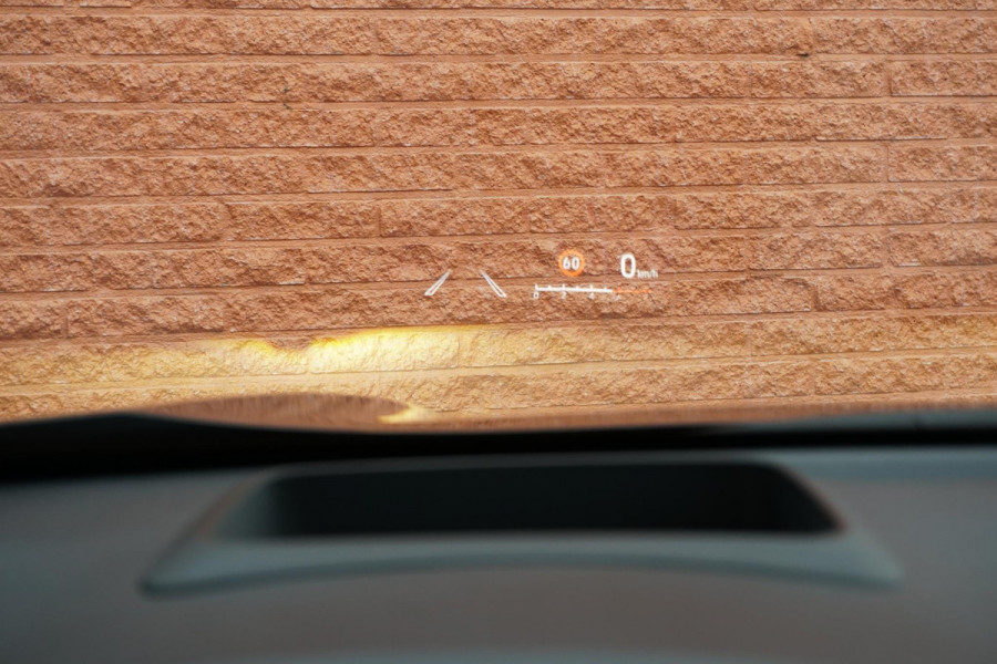 Toyota Yaris Cross 1.5 Hybrid First Edition + PANODAK / HEAD-UP / TREKHAAK