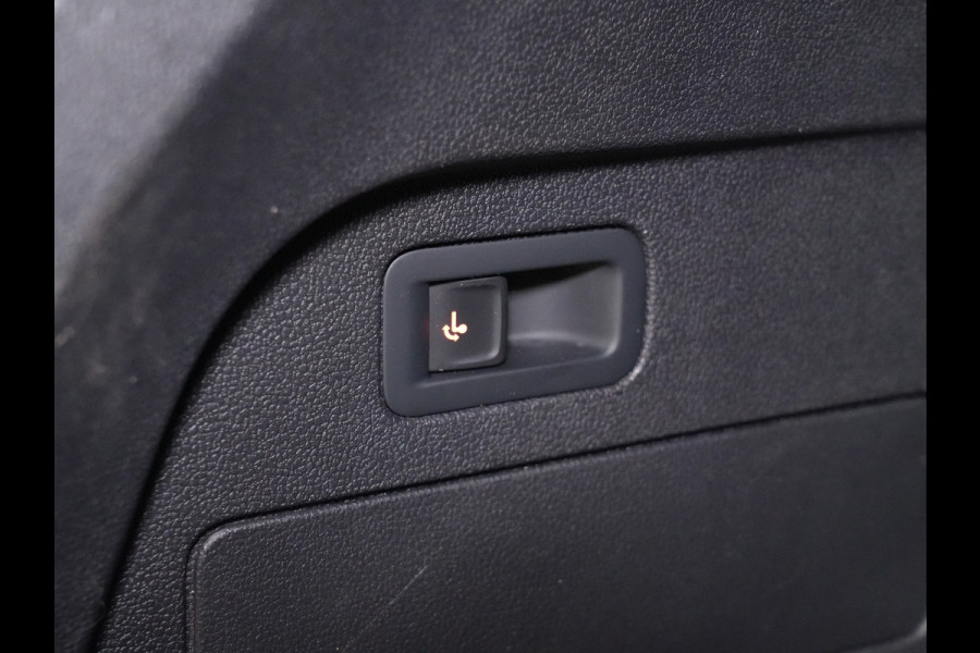 Seat Tarraco 1.5 TSI 150pk DSG FR Business Intense Panoramadak Navigatie Trekhaak Stoelverwarming v + a 126