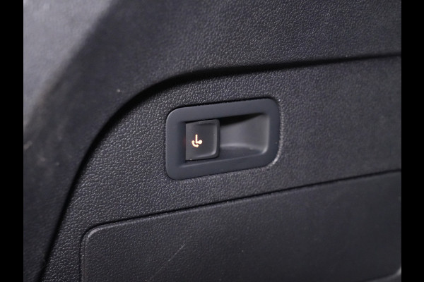 Seat Tarraco 1.5 TSI 150pk DSG FR Business Intense Panoramadak Navigatie Trekhaak Stoelverwarming v + a 126