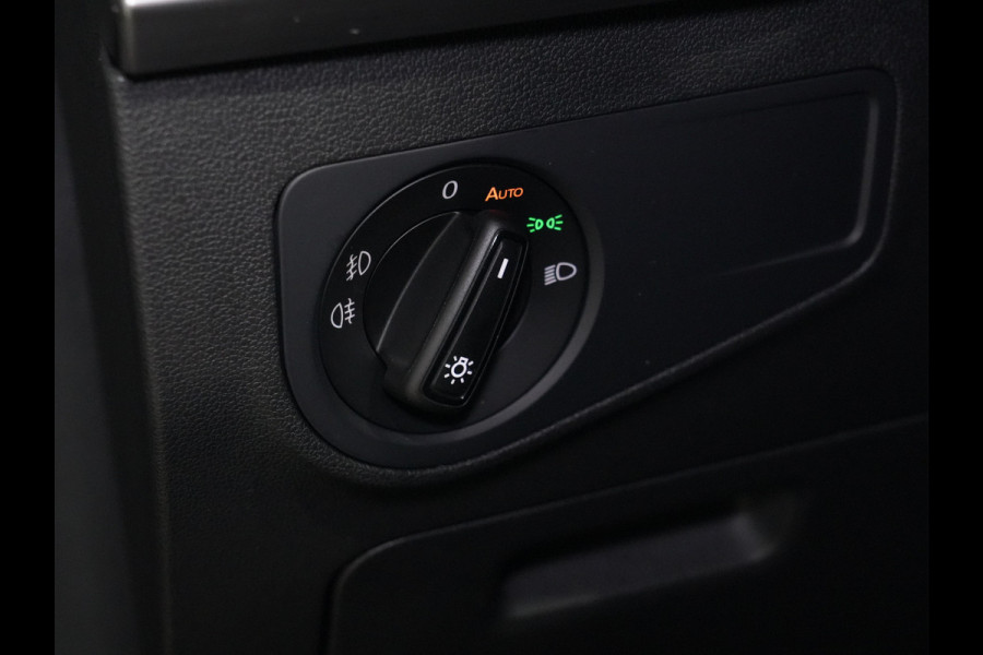 Seat Tarraco 1.5 TSI 150pk DSG FR Business Intense Panoramadak Navigatie Trekhaak Stoelverwarming v + a 126