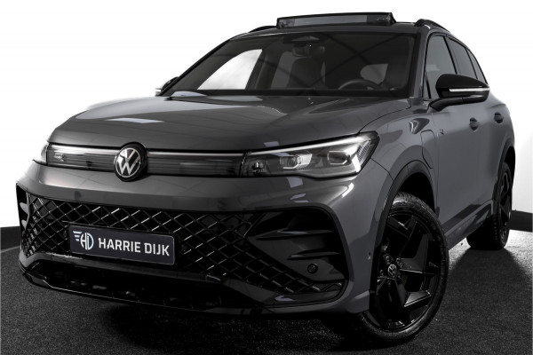 Volkswagen Tiguan 1.5 eHybrid 272 PK R-Line | Black Style | Elek. Trekhaak | S/K-panodak | Adapt. Cruise | Stoel-+stuurverw. | App. Connect | Camera | PDC | LM 20" | 8355