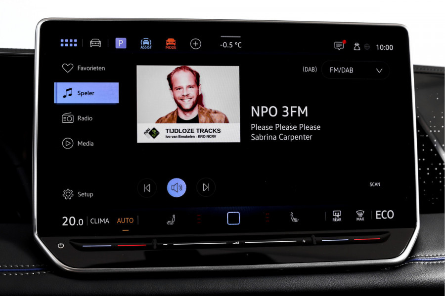 Volkswagen Tiguan 1.5 eHybrid 272 PK R-Line | Black Style | Elek. Trekhaak | S/K-panodak | Adapt. Cruise | Stoel-+stuurverw. | App. Connect | Camera | PDC | LM 20" | 8355
