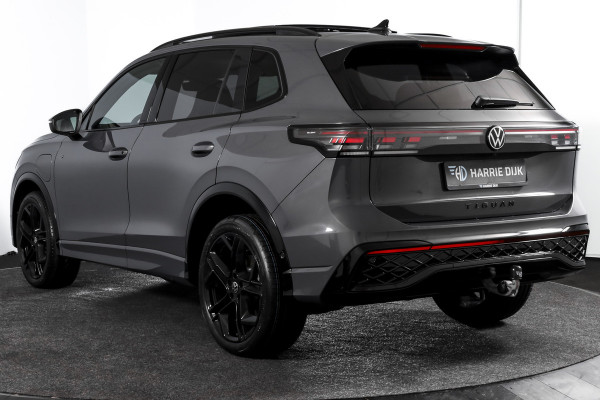 Volkswagen Tiguan 1.5 eHybrid 272 PK R-Line | Black Style | Elek. Trekhaak | S/K-panodak | Adapt. Cruise | Stoel-+stuurverw. | App. Connect | Camera | PDC | LM 20" | 8355