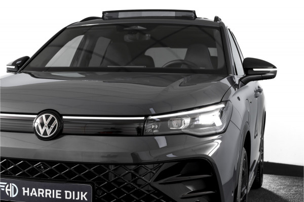 Volkswagen Tiguan 1.5 eHybrid 272 PK R-Line | Black Style | Elek. Trekhaak | S/K-panodak | Adapt. Cruise | Stoel-+stuurverw. | App. Connect | Camera | PDC | LM 20" | 8355