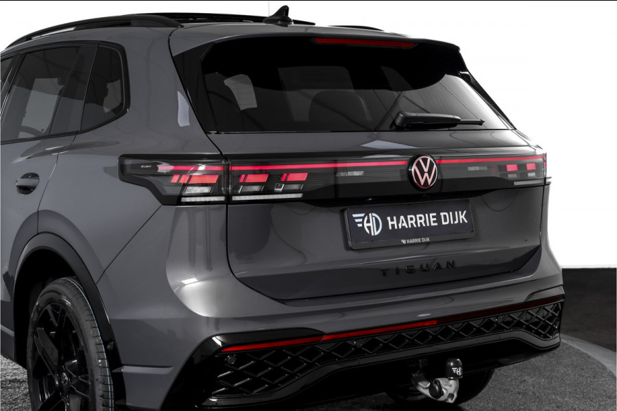 Volkswagen Tiguan 1.5 eHybrid 272 PK R-Line | Black Style | Elek. Trekhaak | S/K-panodak | Adapt. Cruise | Stoel-+stuurverw. | App. Connect | Camera | PDC | LM 20" | 8355