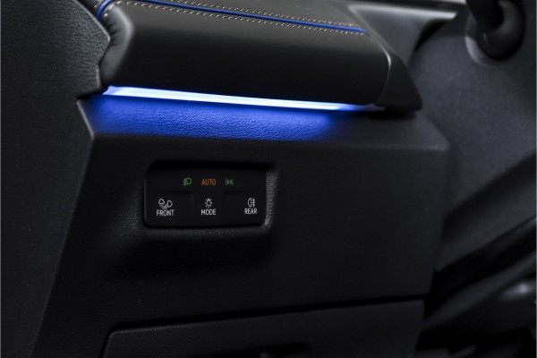 Volkswagen Tiguan 1.5 eHybrid 272 PK R-Line | Black Style | Elek. Trekhaak | S/K-panodak | Adapt. Cruise | Stoel-+stuurverw. | App. Connect | Camera | PDC | LM 20" | 8355
