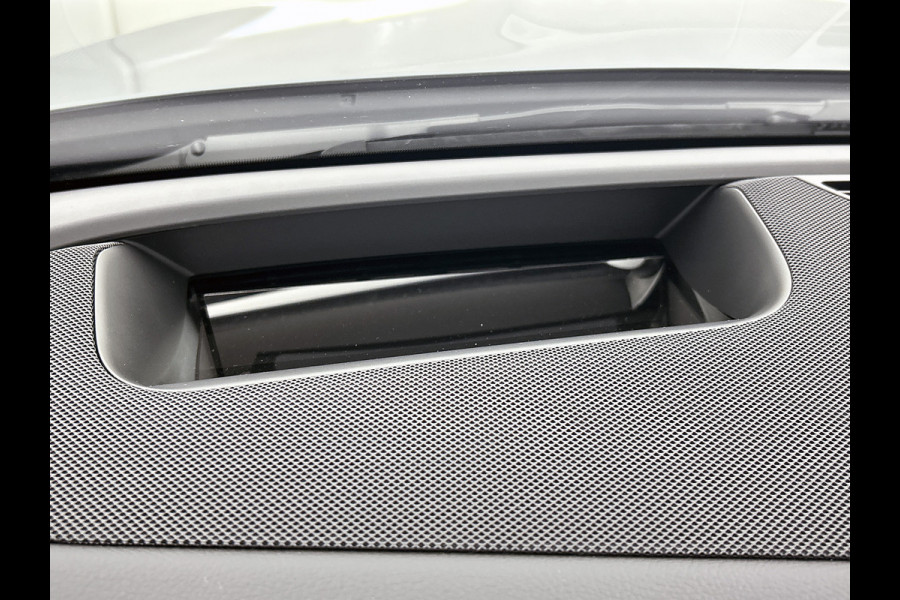 Mercedes-Benz GLE 400 e 4MATIC Sport Edition Panoramadak | Rij assistentie pakket | Head up Display | Burmester | Lederen bekledeing Inclusief 24 maanden MB Certified garantie voor Europa.