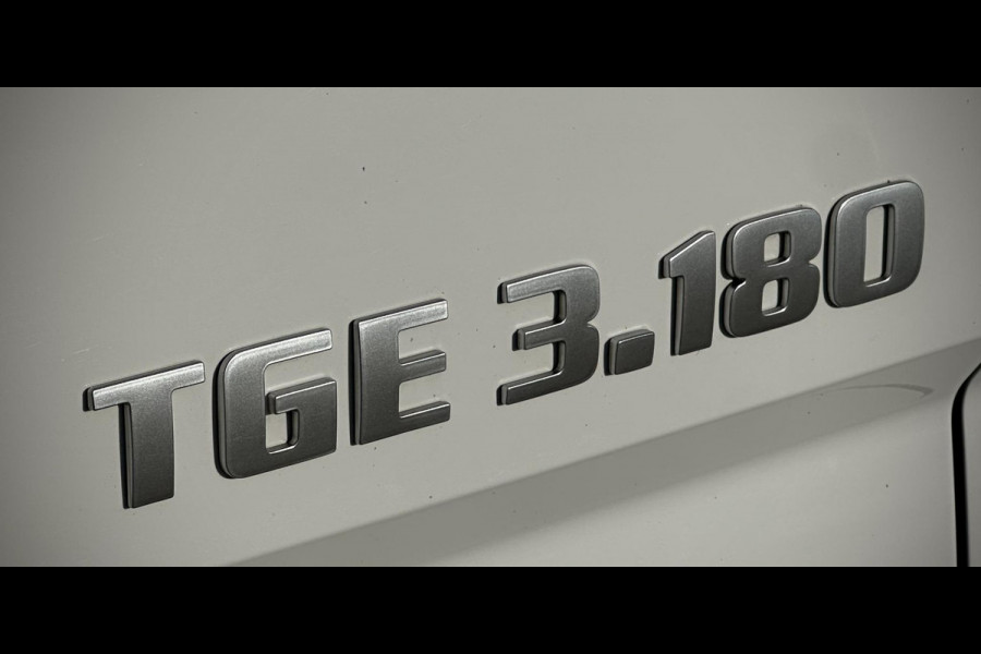 MAN TGE 35 2.0 180PK L4 DC openlaadbak LANG dubbele cabine