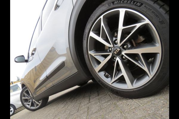 Kia Niro 1.6 GDi Hybrid DynamicPlusLine | TREKHAAK | STUUR+STOELVERWARMING | CAMERA | ADAPTIVE CRUISE | CARPLAY | BLINDSPOT | NAVI