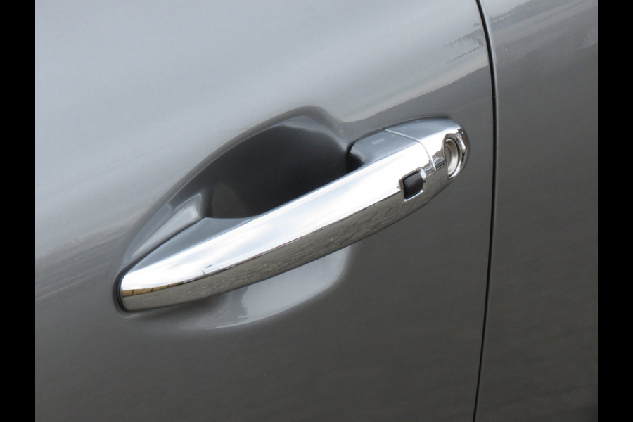 Kia Niro 1.6 GDi Hybrid DynamicPlusLine | TREKHAAK | STUUR+STOELVERWARMING | CAMERA | ADAPTIVE CRUISE | CARPLAY | BLINDSPOT | NAVI