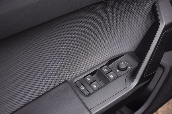 Seat Leon Sportstourer 1.5 eTSI Style Business Intense*2e eigenaar*16Dkm*NAP*Camera*ACC*Virtual cockpit*