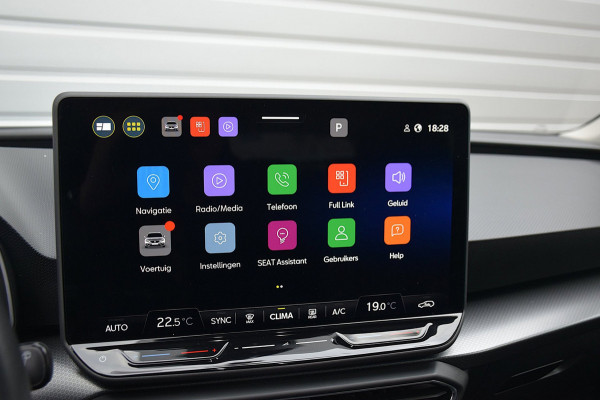 Seat Leon Sportstourer 1.5 eTSI Style Business Intense*2e eigenaar*16Dkm*NAP*Camera*ACC*Virtual cockpit*