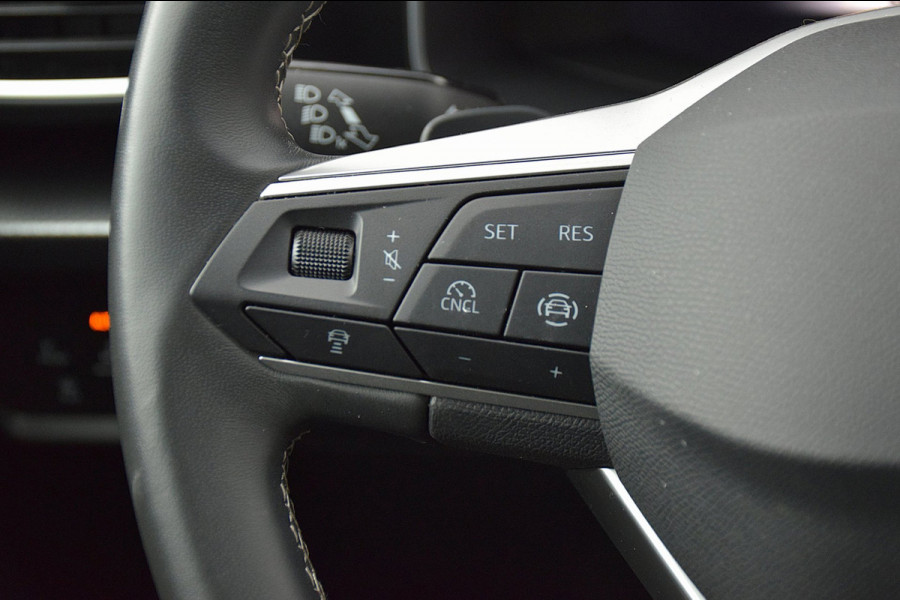 Seat Leon Sportstourer 1.5 eTSI Style Business Intense*2e eigenaar*16Dkm*NAP*Camera*ACC*Virtual cockpit*