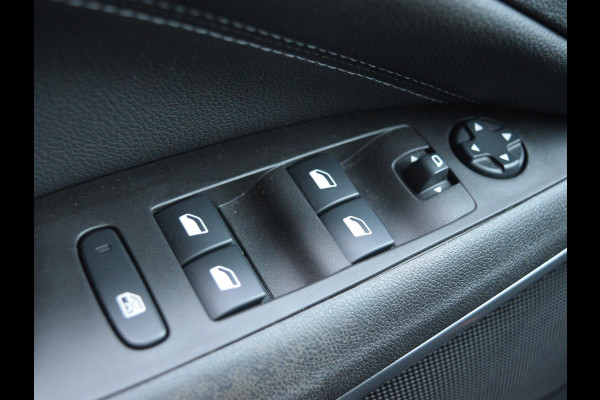 Opel Crossland 1.2 Turbo Elegance VERWARMBARE STOELEN | VERWARMDE VOORRUIT | VERWARMD STUURWIEL | CLIMATE CONTROL | NAVI |