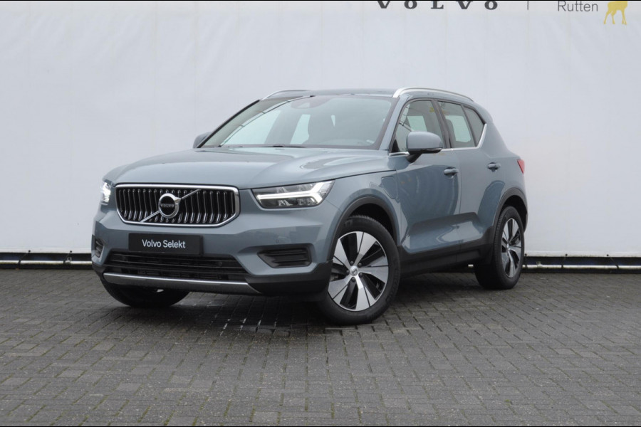 Volvo XC40 T4 211PK Automaat Inscription Expression Adaptieve cruise control / Elektrische achterklep / keyless entry / parkeersensoren met camera / Apple carplay / Bluetooth / Elektrische stoelen met geheugen