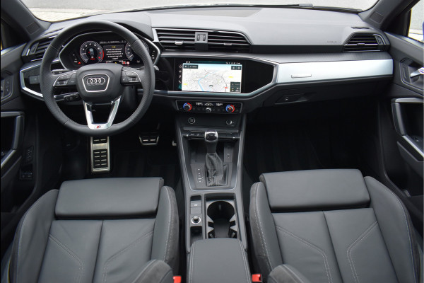 Audi Q3 45 TFSI e S-Line 245 Pk Pano Memory Vol Leder Full Led Keyless Camera 19 Inch
