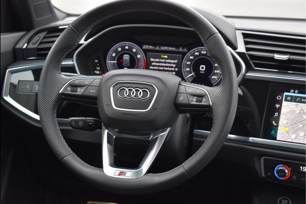 Audi Q3 45 TFSI e S-Line 245 Pk Pano Memory Vol Leder Full Led Keyless Camera 19 Inch