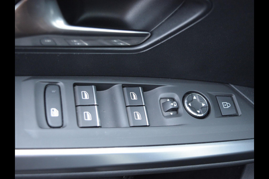 Peugeot E-3008 GT Avantage 210 73 kWh Panoramadak