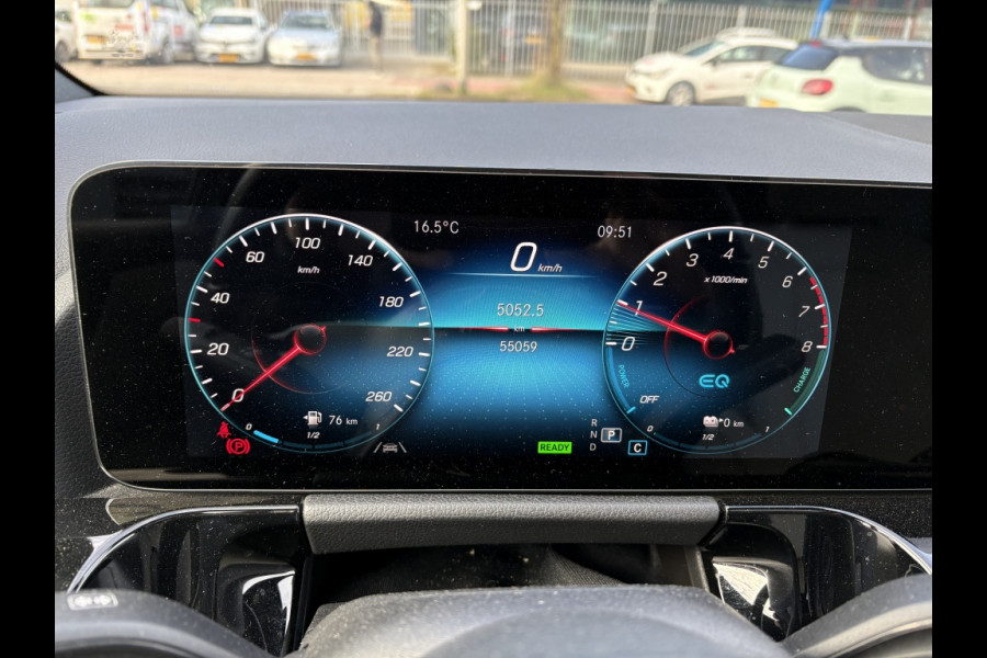 Mercedes-Benz GLA 250 e Business Luxery Limited Panodak