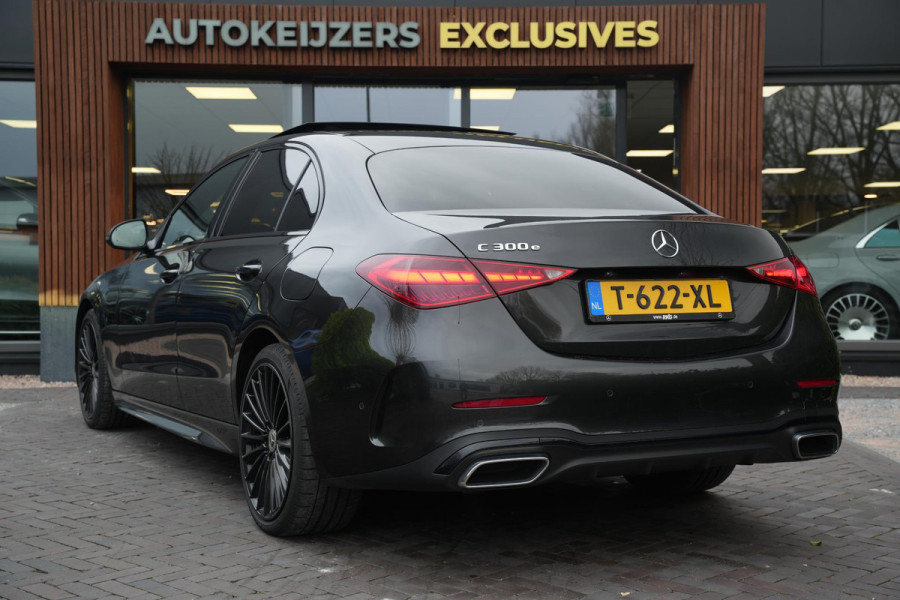 Mercedes-Benz C-Klasse 300 e AMG Line Limited Panoramadak Ambient Adapt. Cruise Camera 19''LM AMG