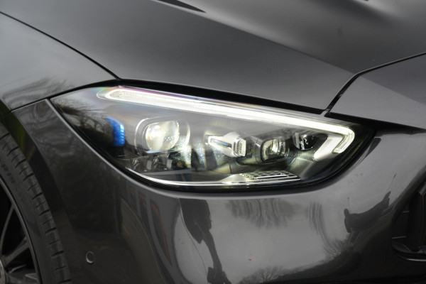 Mercedes-Benz C-Klasse 300 e AMG Line Limited Panoramadak Ambient Adapt. Cruise Camera 19''LM AMG